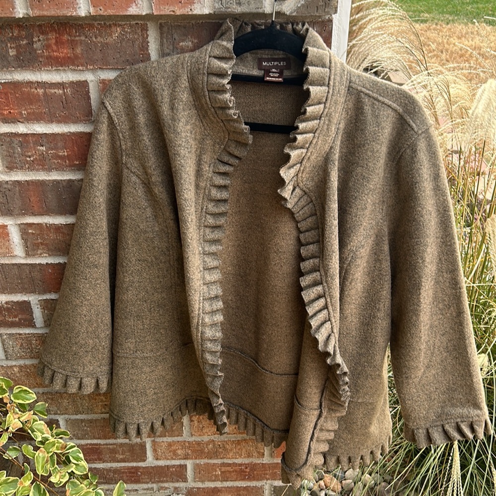 Multiples Ladies XL 3/4 Sleeve Wool Blend Ruffle Trim Jacket - Picture 3 of 12